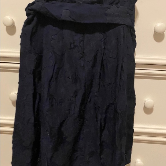 ✨NWT KARL LAGERFELD WOMENS SKIRT✨ - Picture 6 of 12